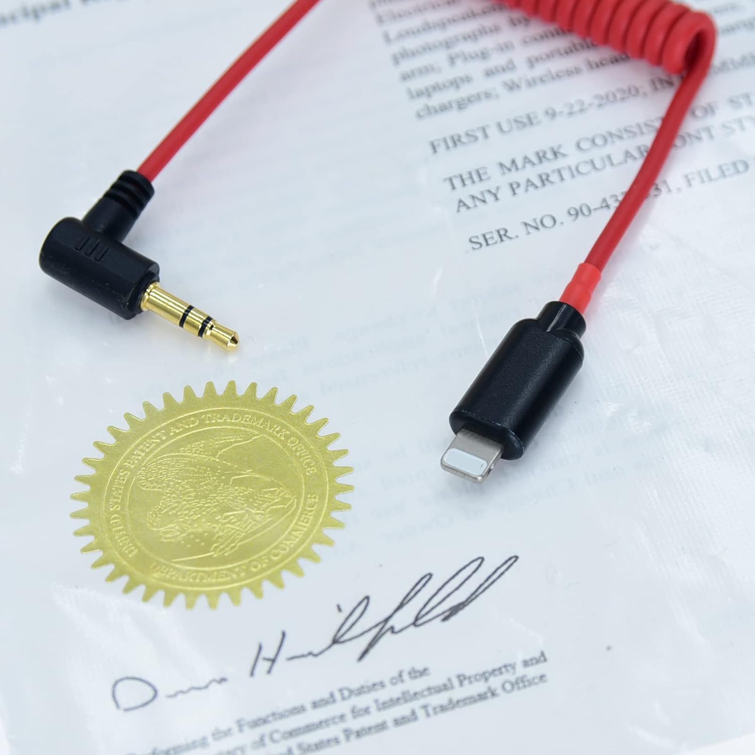 Arklove 35mm to Lightning Mic Adapter MFi Certified