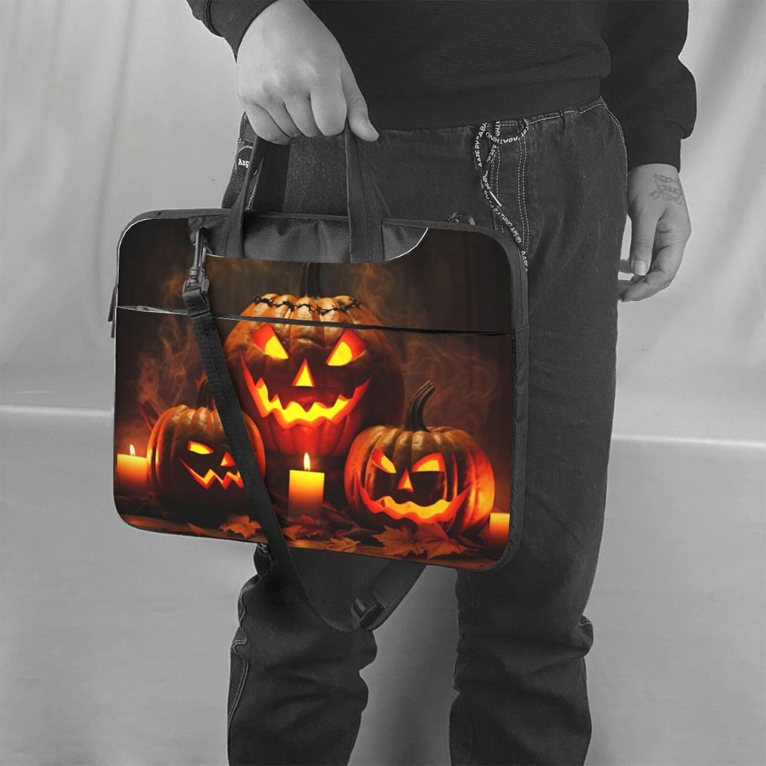 RLDOBOFE Halloween Pumpkin Laptop Bag with Zip Closure