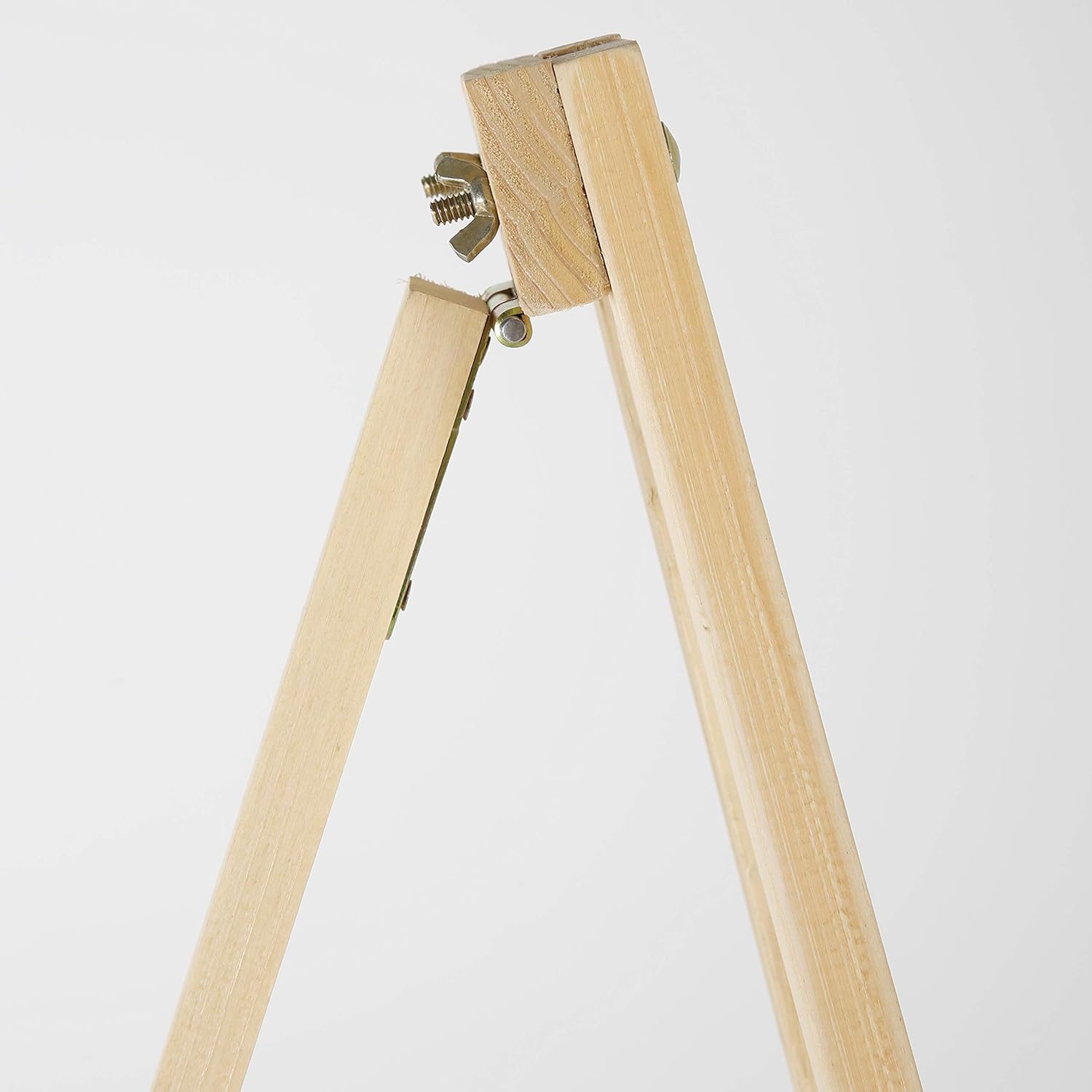 MT Displays Natural Wood Rustic Art Easel Adjustable Height Stand