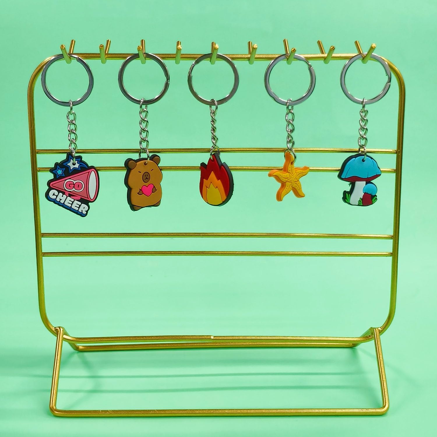 Gibleitz 30 50 100 200pcs Mixed Keychains Classroom Rewards Keyrings