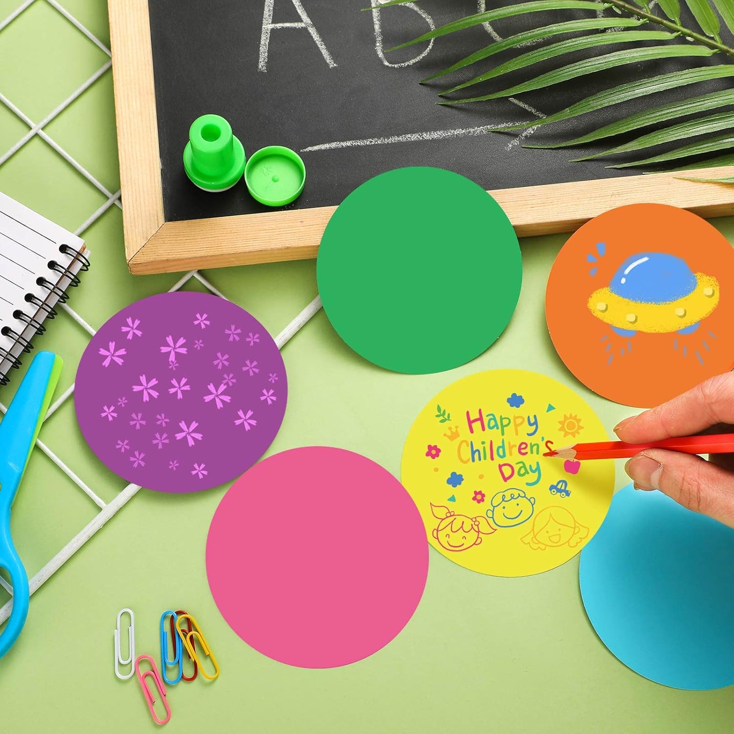 Geyee 108 Pcs Circle Cutouts for Classroom Decorations