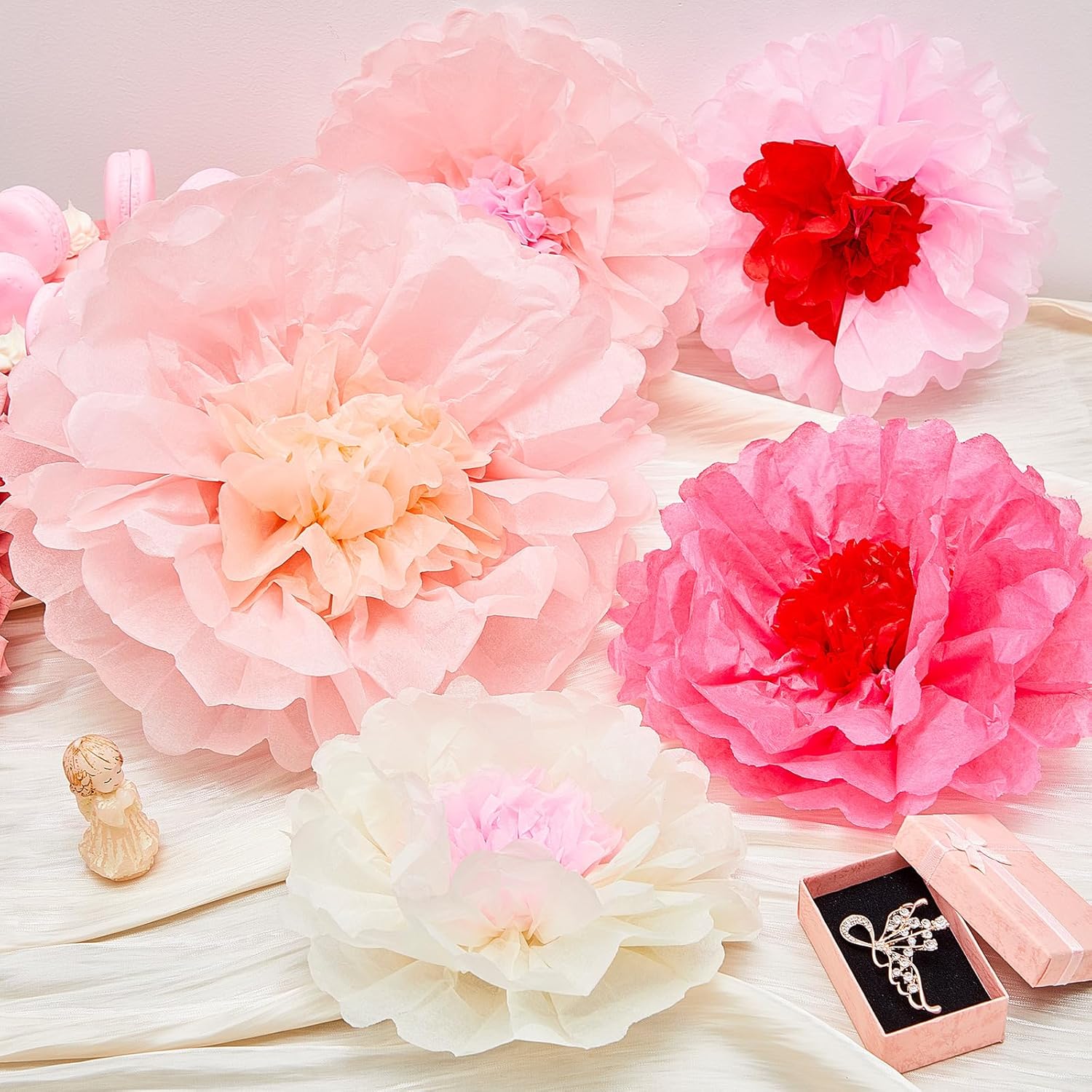 Hotop 36 Pcs Pink Red Paper Flowers Pom Poms Decor